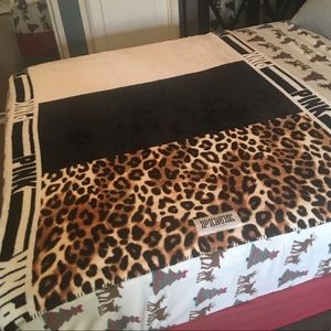 VS Pink Plush Throw - New